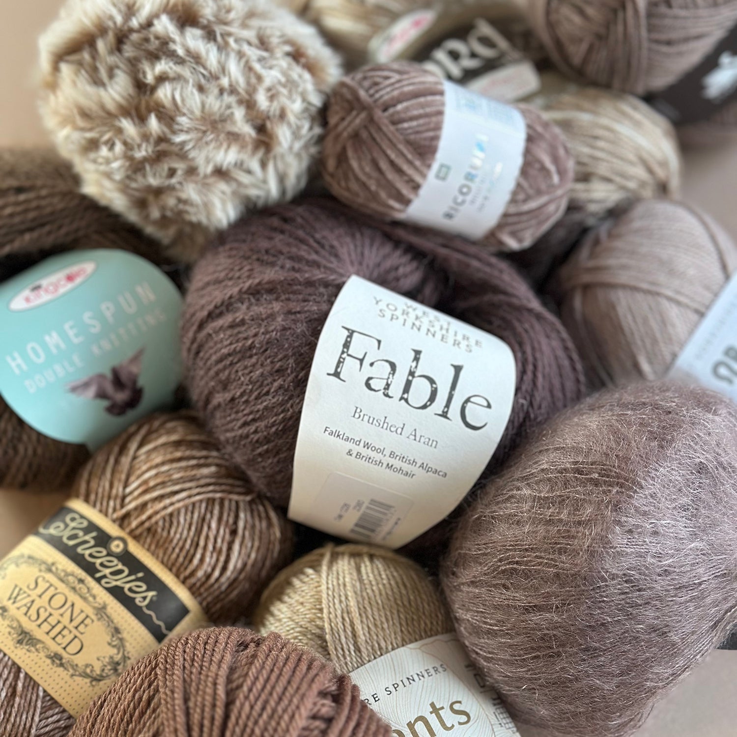 Mocha Mousse Yarn Inspiration - Taking a look at Pantone Colour of the Year 2025