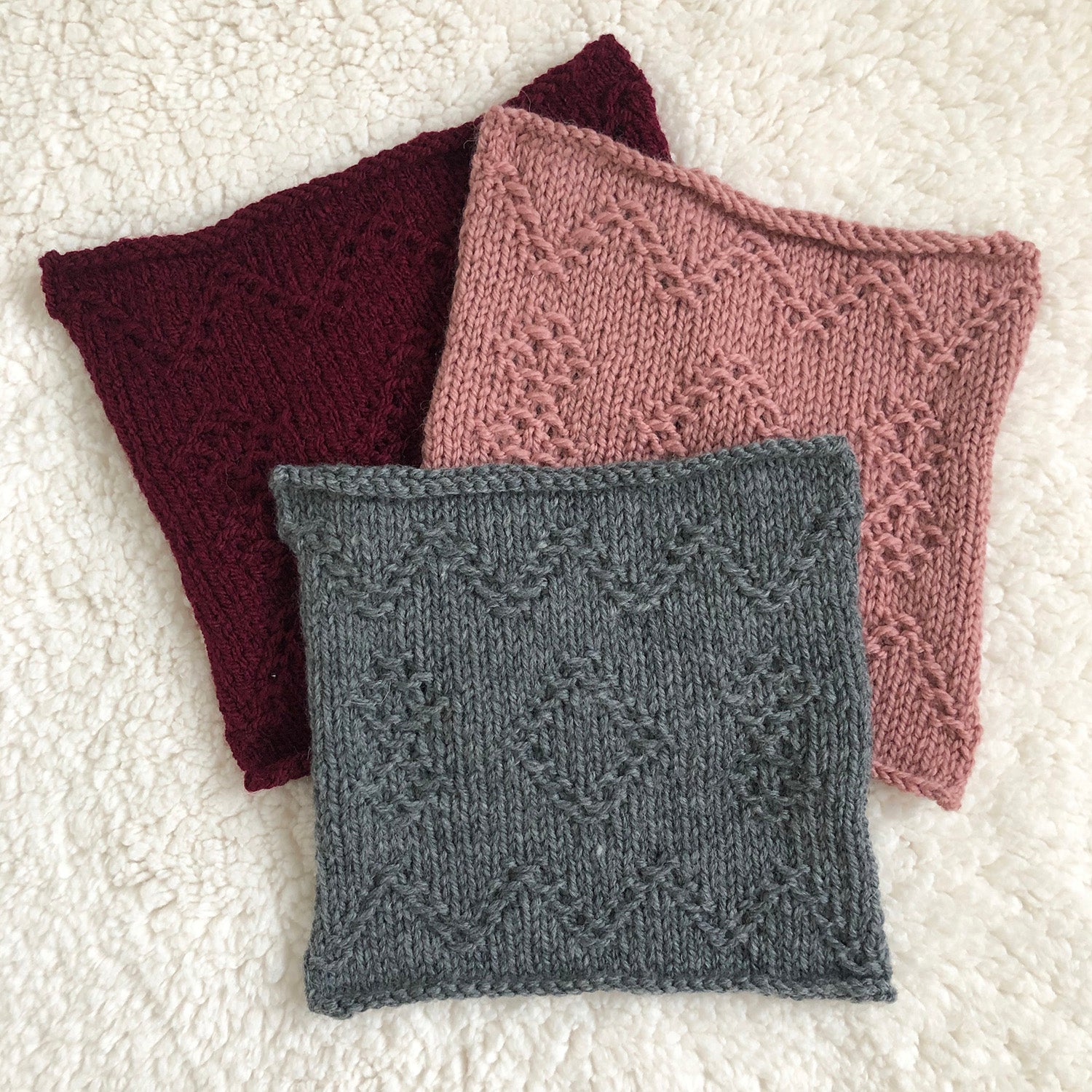Week 3 Hob Hey Lane - A Day Out Knit Along Blanket by Sarah Hatton - How to follow a knitting chart