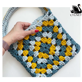 Free Download - Granny Square Bag in Cygnet Cotton Drops