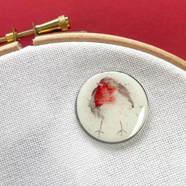 Jolly Robin - Bothy Threads Magnetic Needle Minder