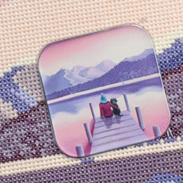 A Pawfect Place By The Water - Bothy Threads Magnetic Needle Minder