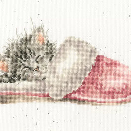 The Snuggle is Real - Bothy Threads Cross Stitch Kit