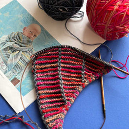 Botanic Shawl by Stephen West - Pack in Fyberspates Vivacious 4ply and KnitPro Terra
