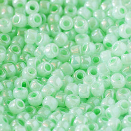 Spearmint Seed Bead 336 - Size 8