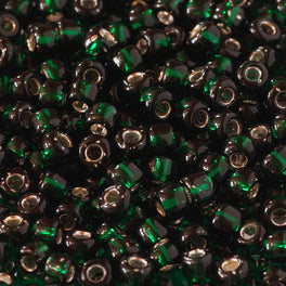 Debbie Abrahams Holly Seed Bead 53 - Size 8
