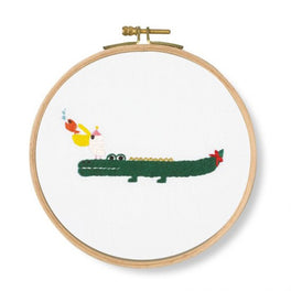 Invitation! Crocodile Embroidery Kit